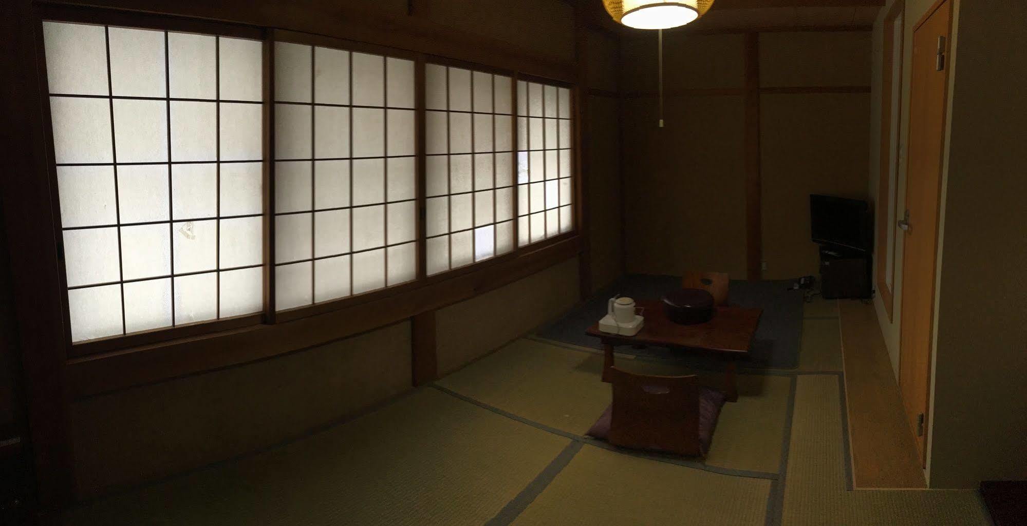 Hida Gasshoen 高山 外观 照片